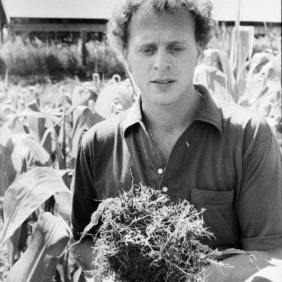 AA87C73F-F296-4741-86B9-0359433C23CA